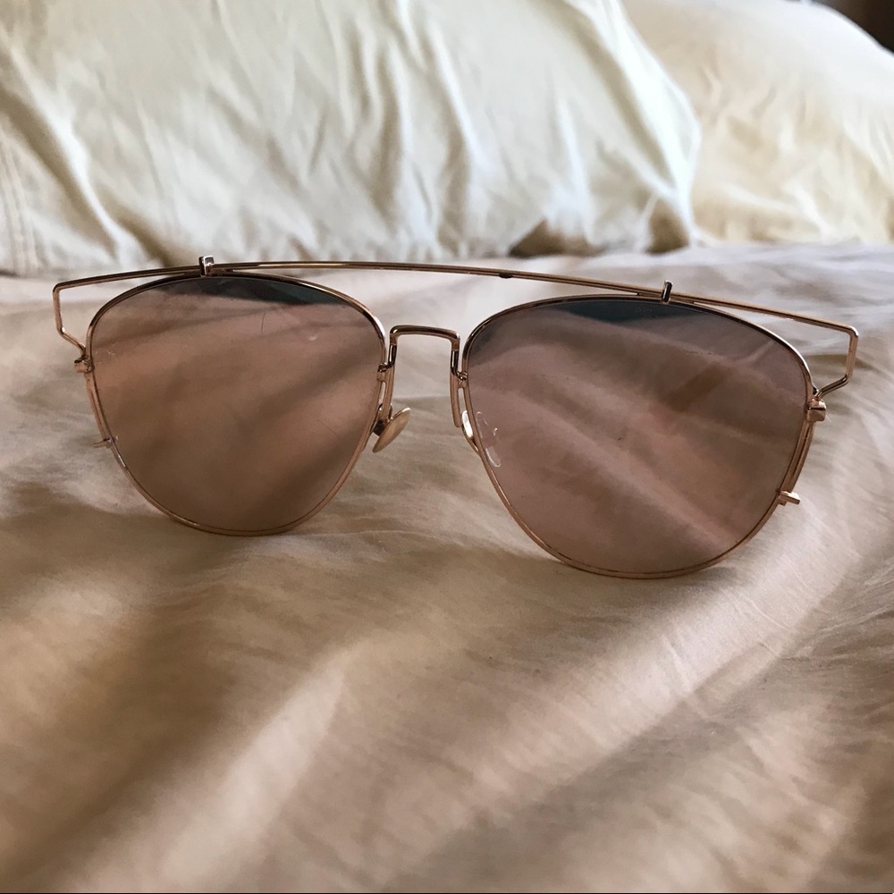 Reflective Sunglasses - Picture 2 of 4